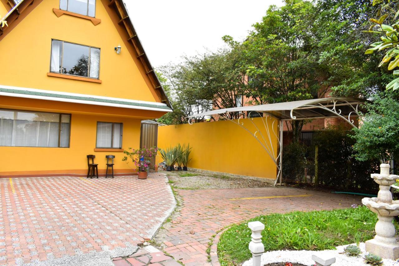 Hotel Casa Iris à Chía Extérieur photo